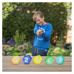 Pistolul cu elastice, joc de tras la tinta