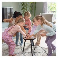 The Wiggle, joc de motricitate cu carduri