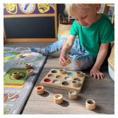 Panou senzorial, atinge si potriveste, TickiT