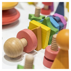 Shape Twister, joc de insurubare din lemn, TickiT